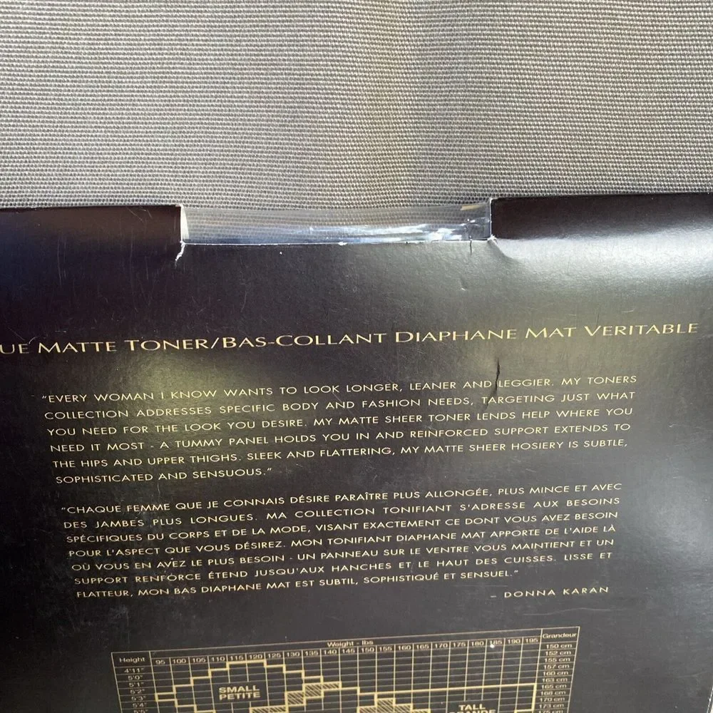 NOS Donna Karan True Matte Toner Pantyhose Midnight Navy Small‎ Style OOQ65